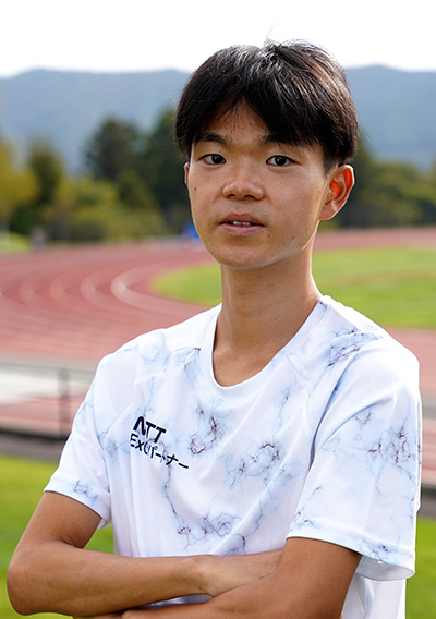 杉本和己選手の顔写真